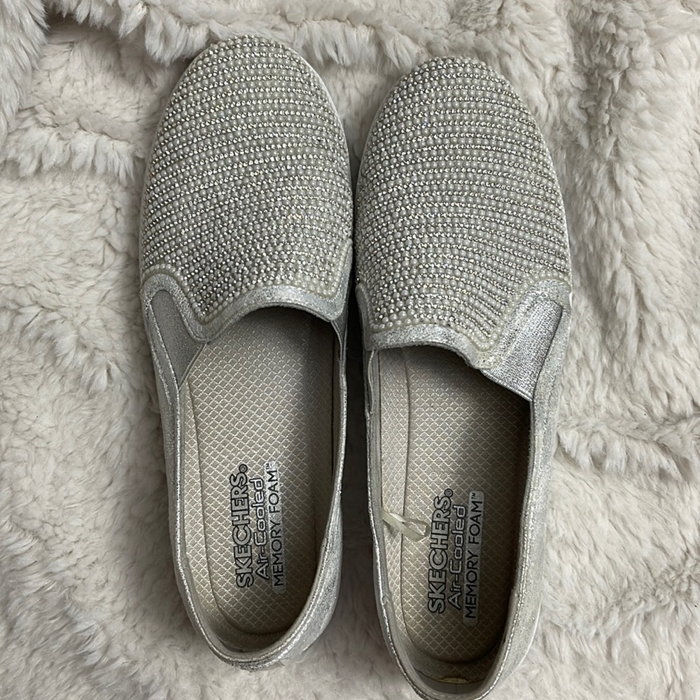 Sketchers Air- Cooled Memory Foam Shoes